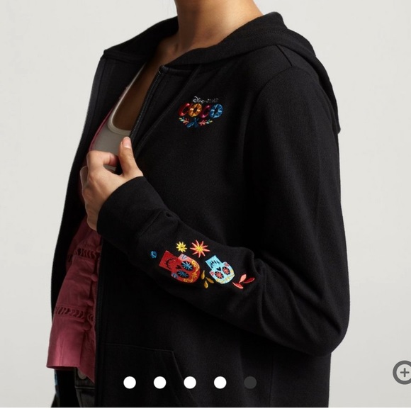 NWT Her Universe Disney Pixar Coco Embroidered Hoodie Her Universe Exclusive - Picture 4 of 6